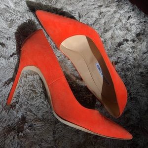 Manolo Blahnik Pump